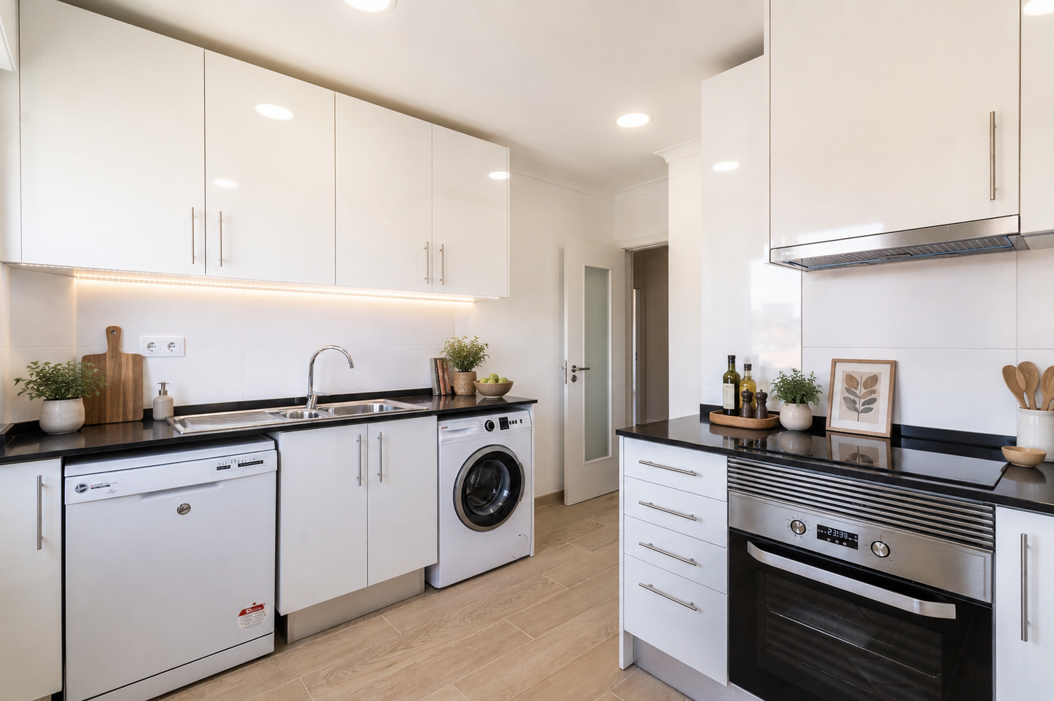 Apartamento T2 remodelado em São Domingos de Benfica — imagem 3