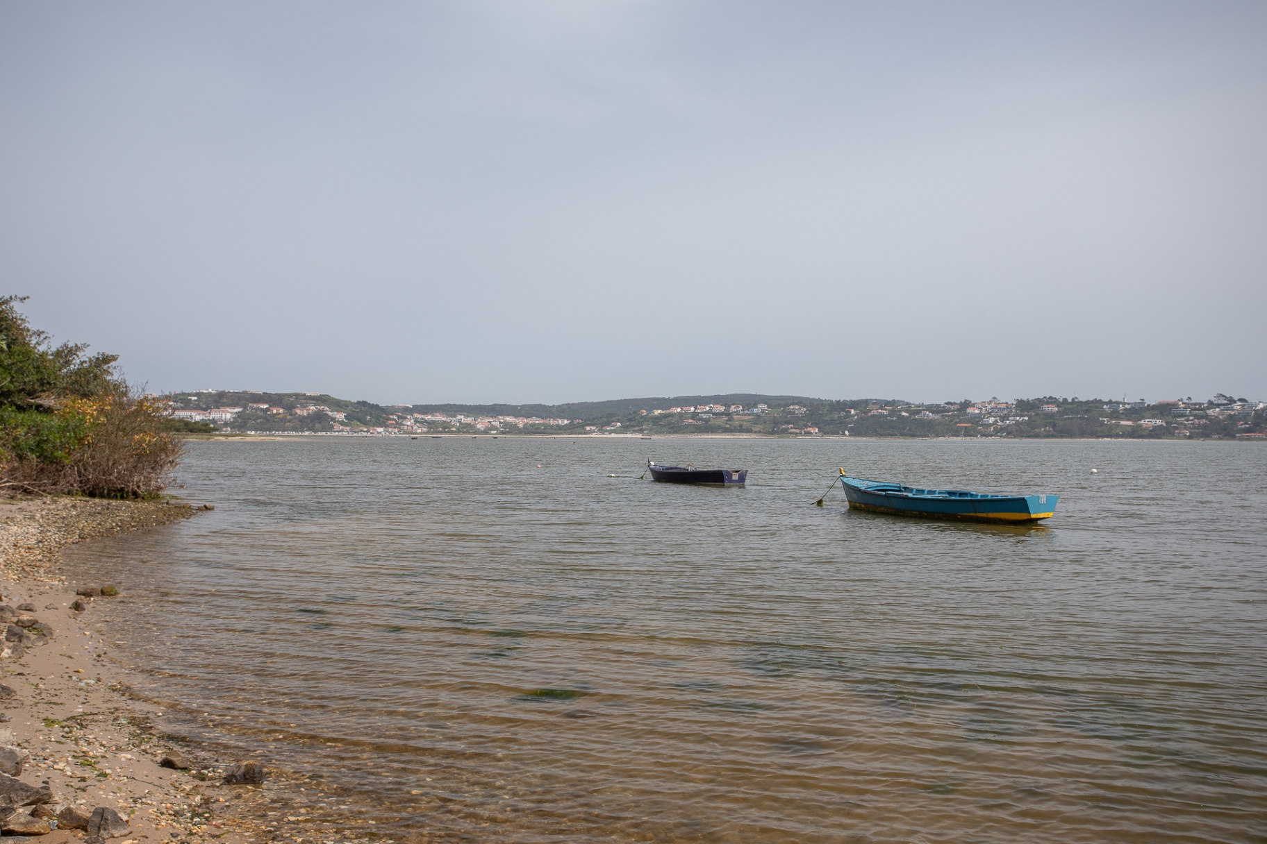 Vau — Moradia T4 térrea na Aldeia da Lapinha, junto à Lagoa de Óbidos — imagem 104