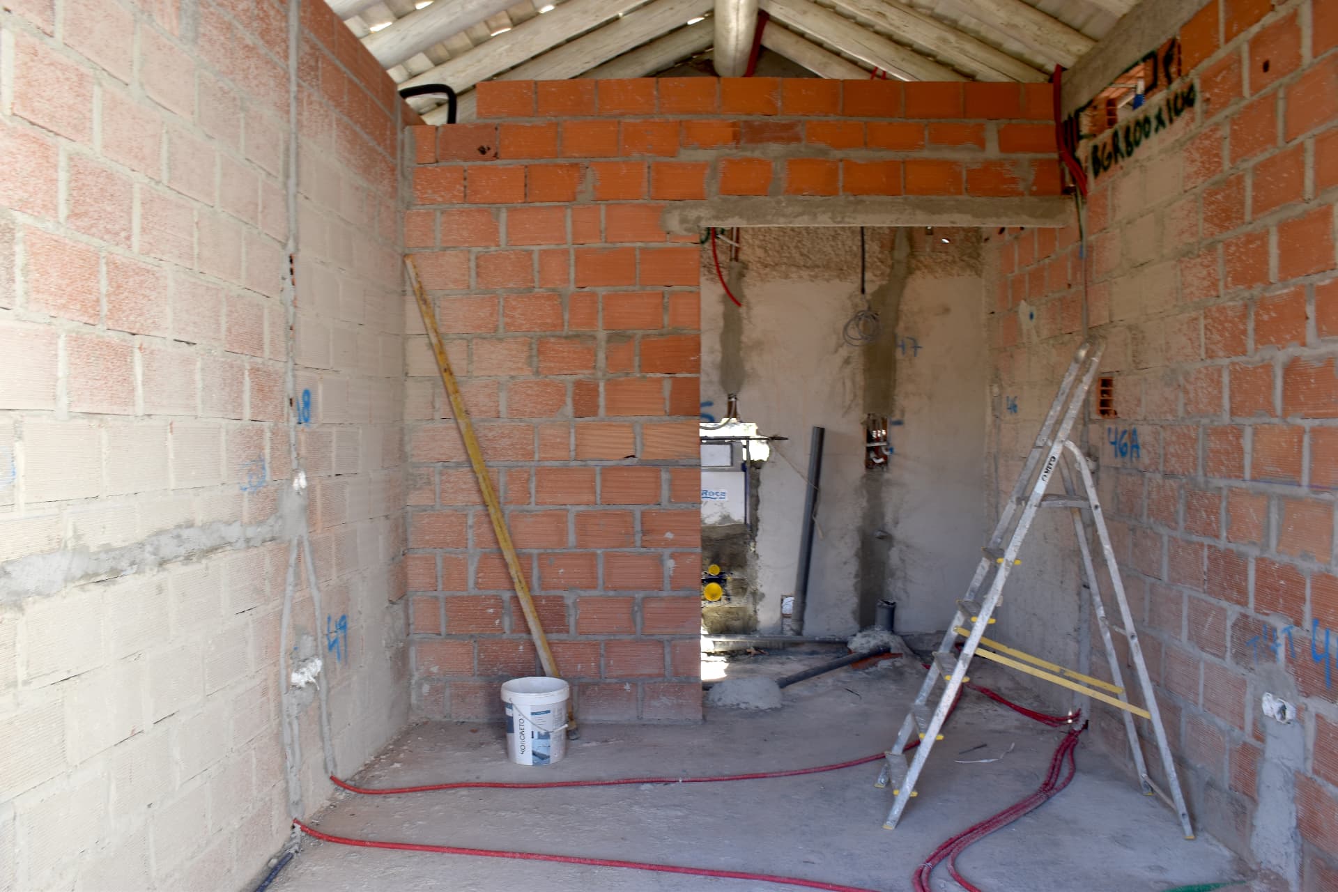 Construção da Moradia T5 em Brejos — imagem 9
