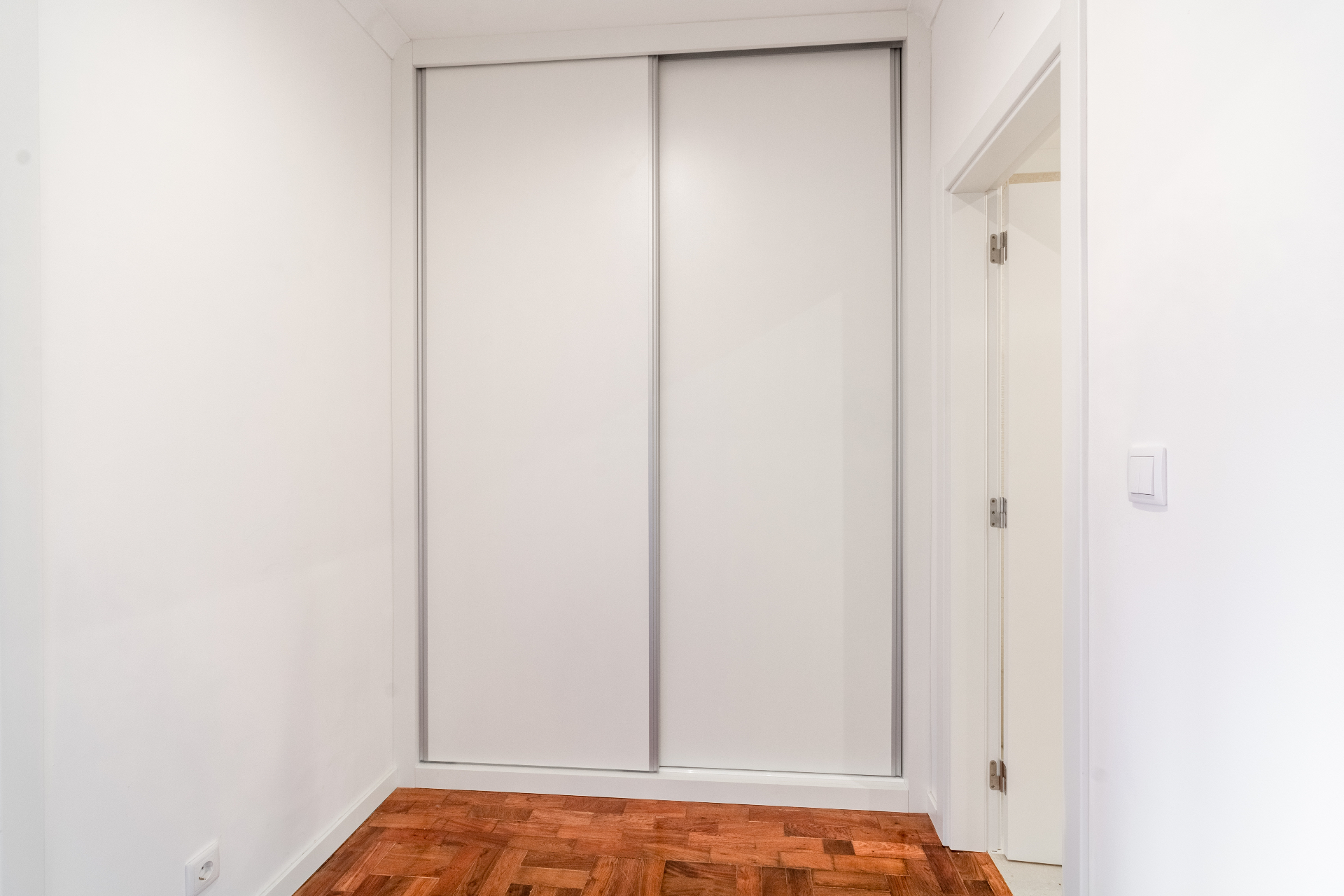 Apartamento T2 remodelado em São Domingos de Benfica — imagem 20