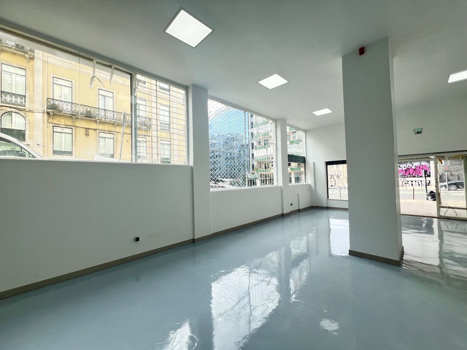Espaço comercial na Av. Almirante Reis – 900 m² em Localização Estratégica — imagem 17