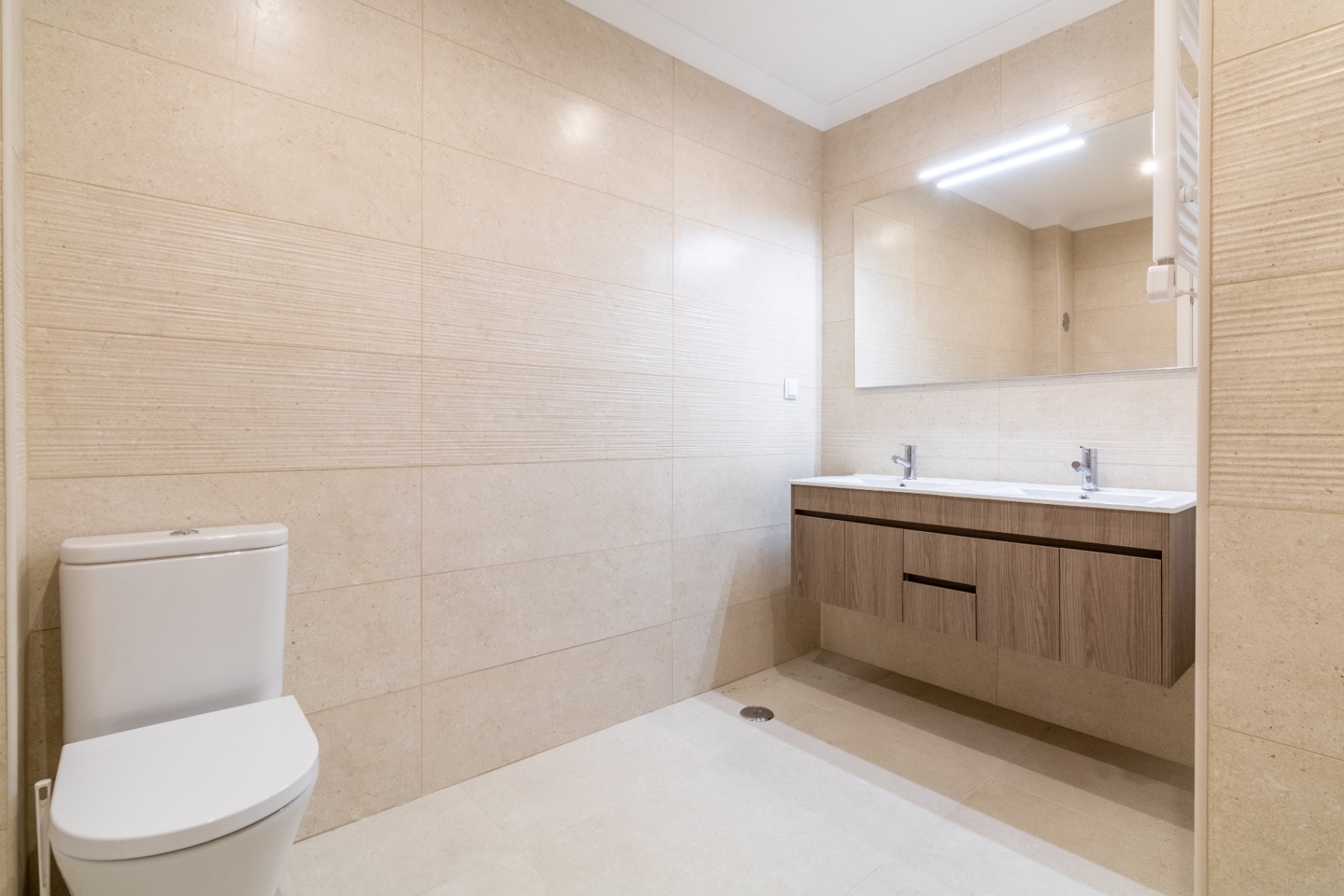 Apartamento T2 remodelado em São Domingos de Benfica — imagem 23