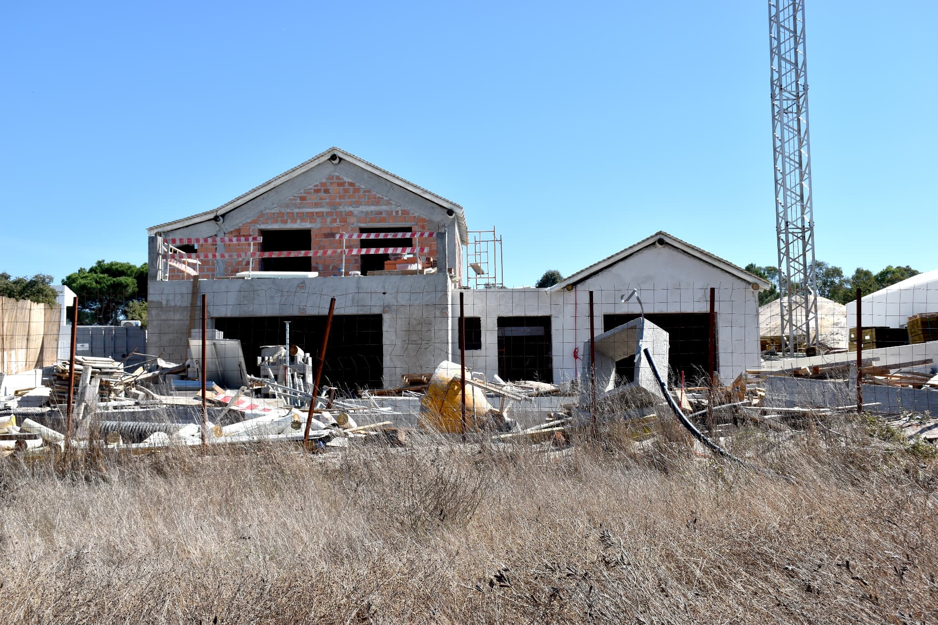 Construção da Moradia T5 em Brejos — imagem 1