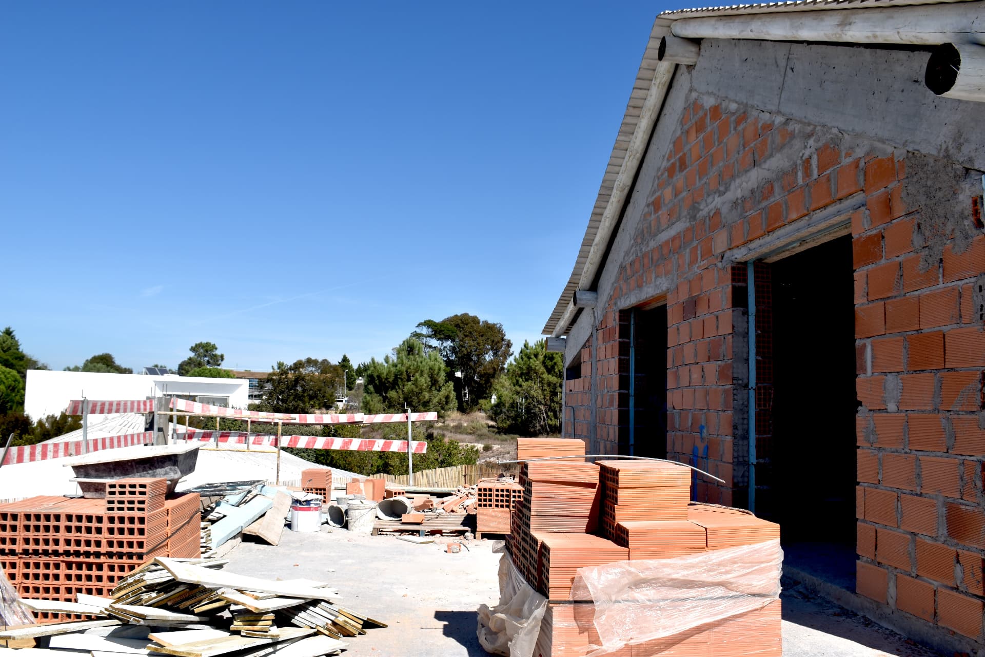 Construção da Moradia T5 em Brejos — imagem 14