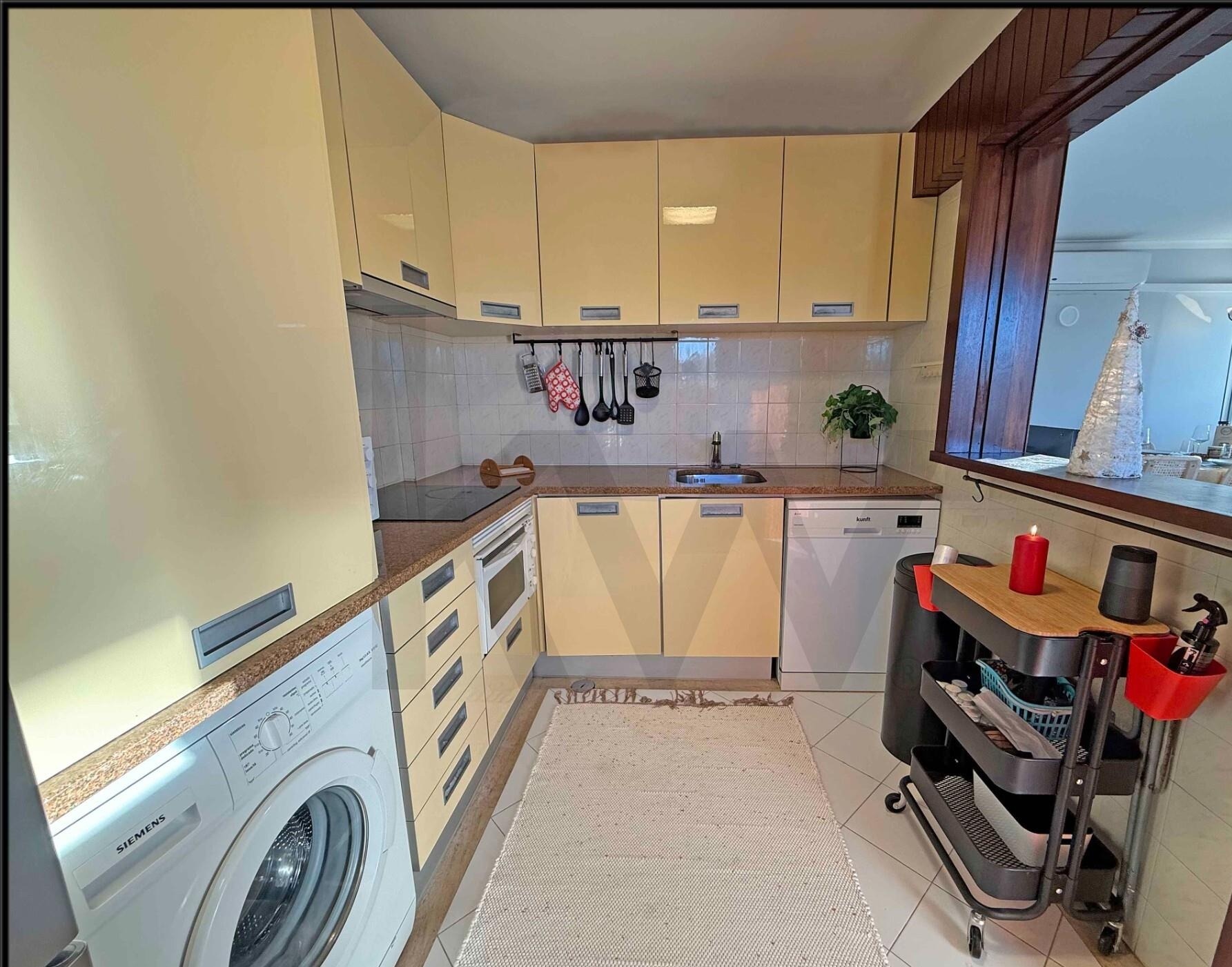 Vilamoura — Apartamento T2 com piscina em condomínio privado junto à Marina — imagem 2